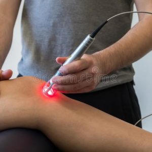 laser-therapy-knee-used-to-treat-pain-selective-focus-112760554